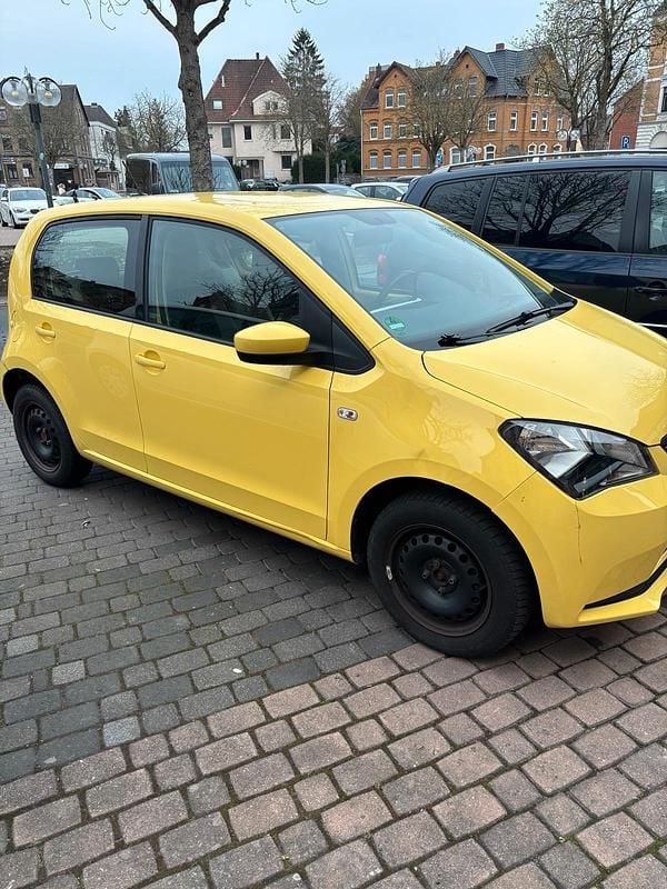 Gebraucht Seat Mii 60 PS (44 kW) 2013 Gelb Kleinwagen