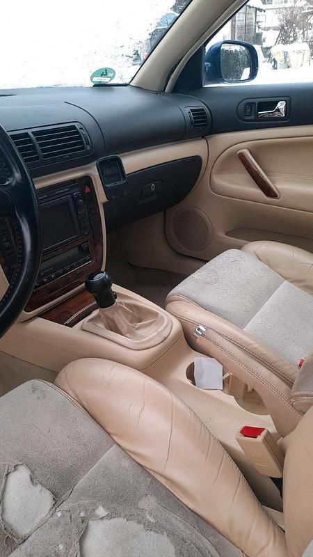 Gebraucht VW Passat 150 PS (110 kW) 2001 Blau Kombi