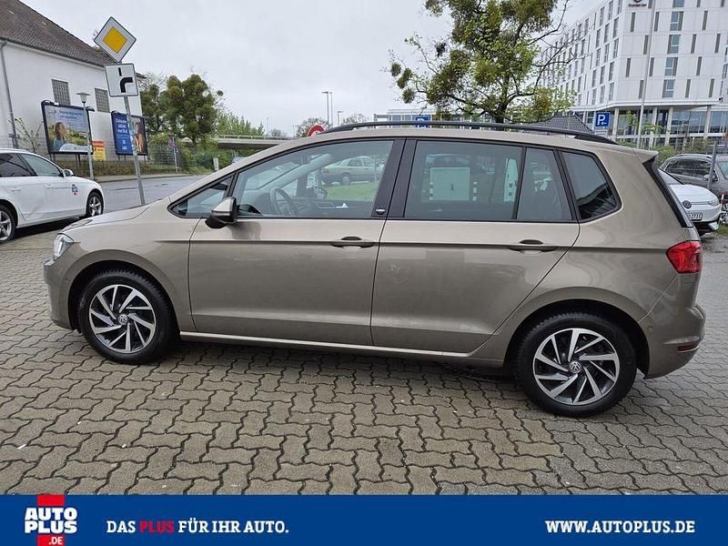 Gebraucht VW Golf Sportsvan 110 PS (80 kW) 2017 Braun Van / Kleinbus