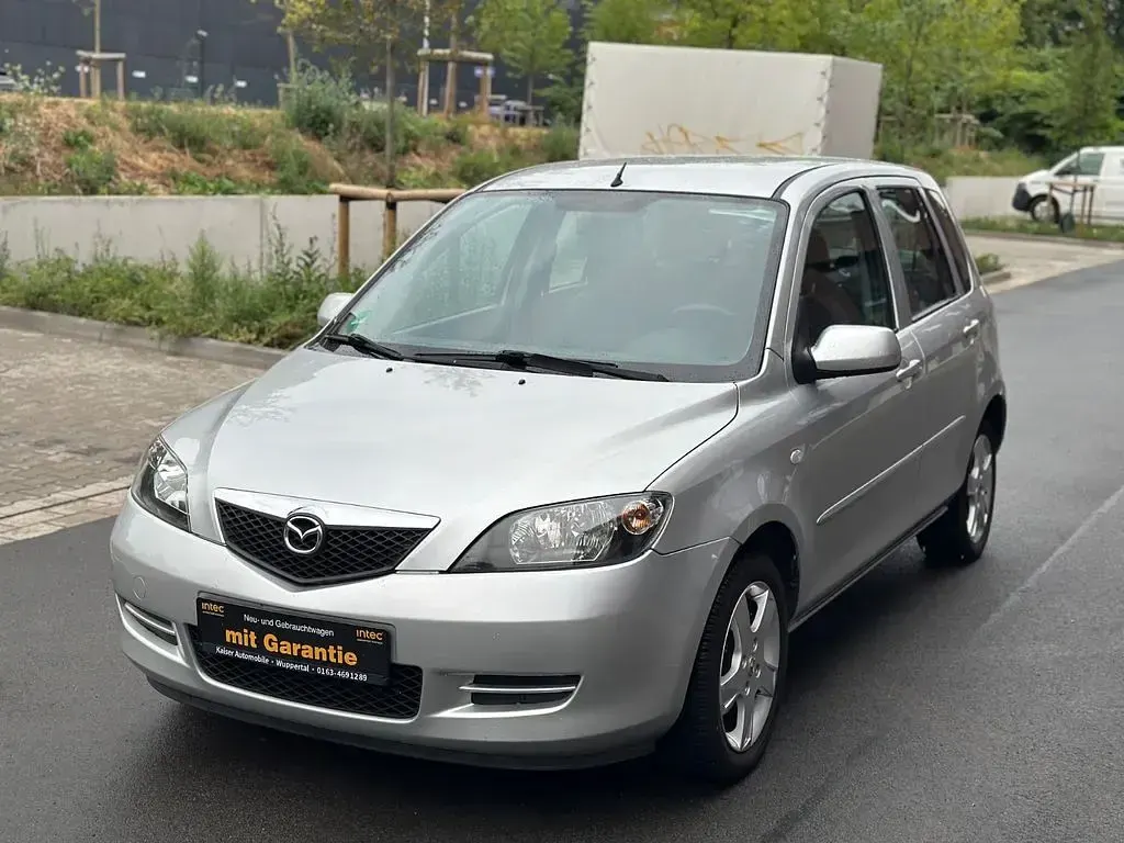 Gebraucht Mazda 2 Active 80 PS (58 kW) 2005 Grau Kleinwagen