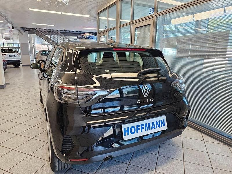 Neu Renault Clio V Evolution 91 PS (66 kW) 2025 Blackpearleff. Kleinwagen