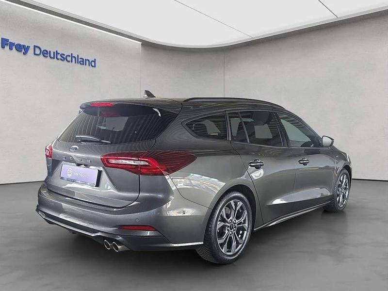 Gebraucht Ford Focus ST-Line X 155 PS (114 kW) 2025 Grau Kombi