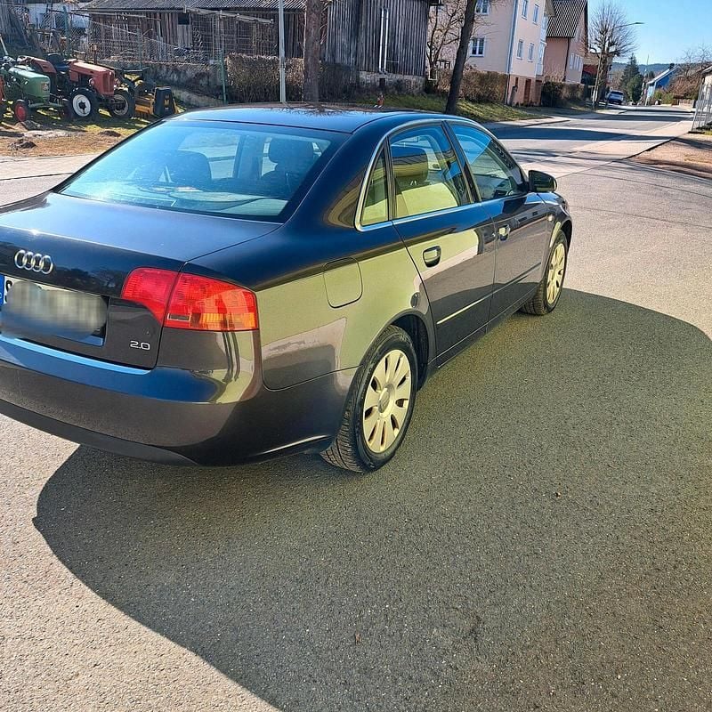 Gebraucht Audi A4 131 PS (96 kW) 2007 Grau Limousine