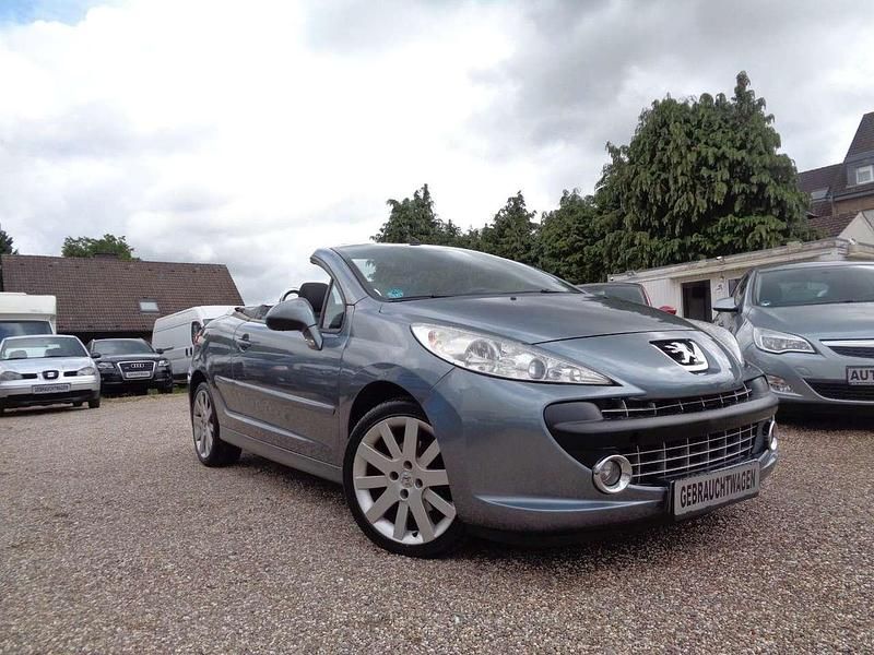 Grau Gebraucht 2008 Peugeot 207 CC Sport Cabrio | 2.500 € (Fairer Preis) - Bild 1/4