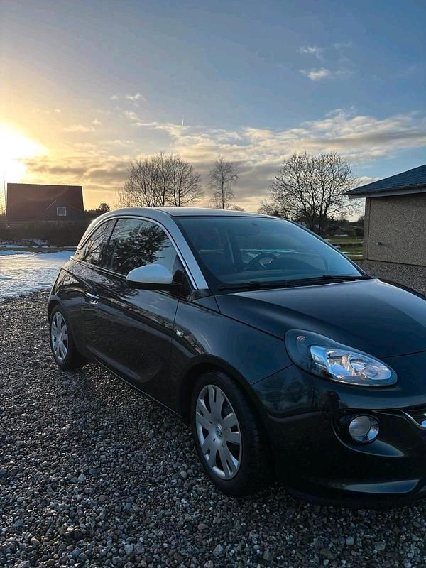 Gebraucht Opel Adam Glam 90 PS (66 kW) 2015 Andere farben Kleinwagen