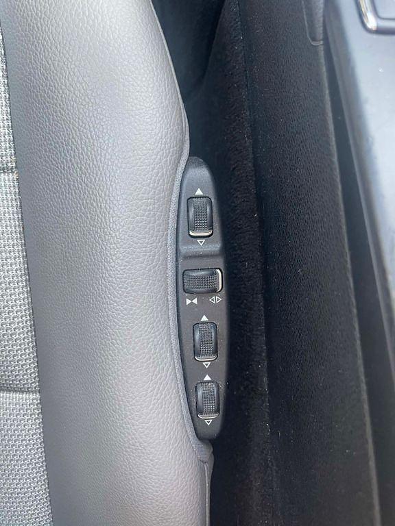 Gebraucht Mercedes C230 Avantgarde 204 PS (150 kW) 2008 Silber Limousine