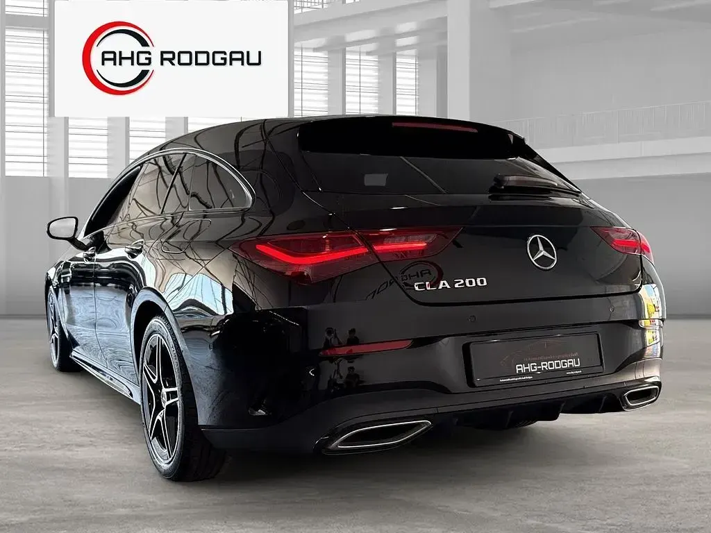 Gebraucht Mercedes CLA200 AMG line 163 PS (119 kW) 2024 Schwarz Limousine