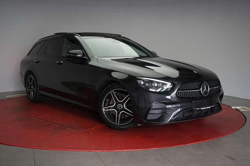 Graphite grey Gebraucht 2021 Mercedes E220 AMG line Kombi | 34.490 € (Etwas zu teuer) - Bild 1/4
