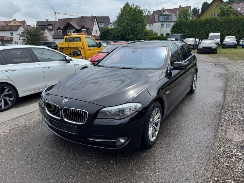 Schwarz Gebraucht 2012 BMW 525 Comfort Edition Kombi | 6.900 € (Superpreis) - Bild 1/4