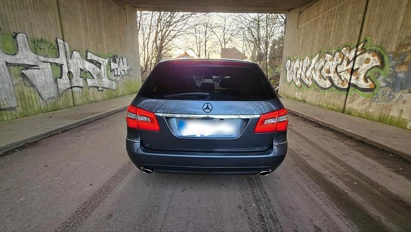 Gebraucht Mercedes 350 231 PS (169 kW) 2010 Blau Kombi