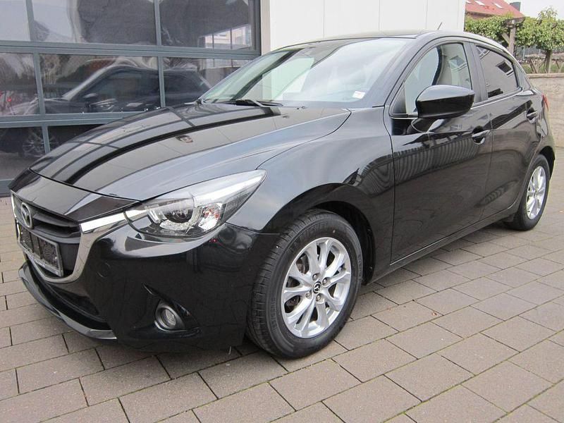 Schwarz Gebraucht 2015 Mazda 2 Exclusive-Line Limousine | 8.990 € (Fairer Preis) - Bild 1/4