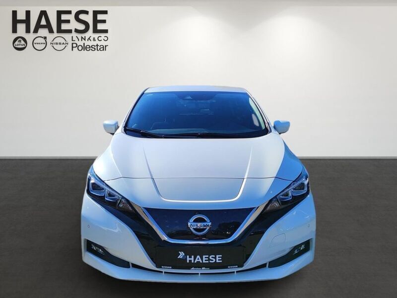Gebraucht Nissan Leaf 360º 110 kW (150 PS) 2022 Weiß Kleinwagen