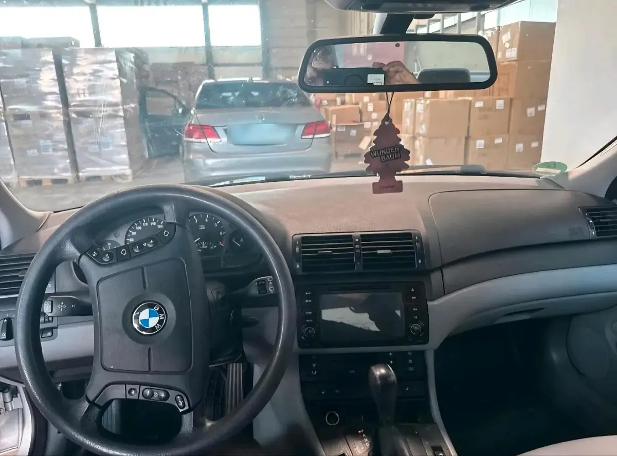 Gebraucht BMW 320 170 PS (125 kW) 2004 Silber Limousine