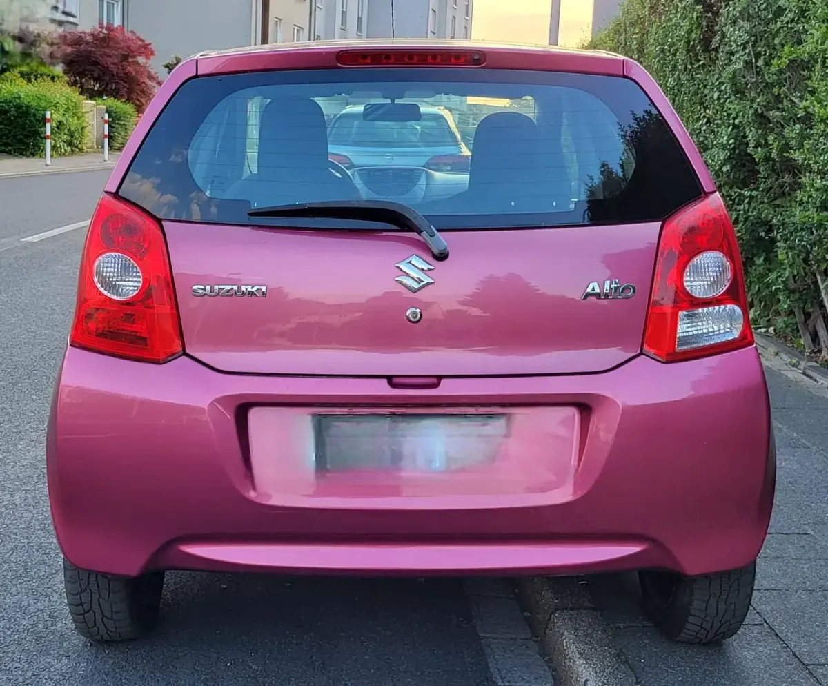Gebraucht Suzuki Alto 68 PS (50 kW) 2012 Violet Kleinwagen