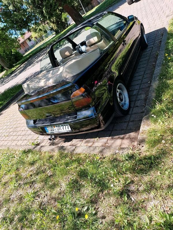 Gebraucht VW Golf Cabriolet 116 PS (85 kW) 1998 Schwarz Cabrio