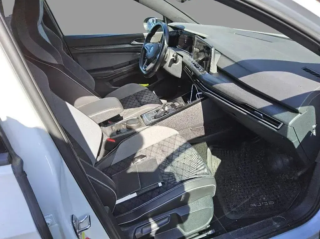 Gebraucht VW Golf VIII R-line 190 PS (139 kW) 2022 Weiß Kombi