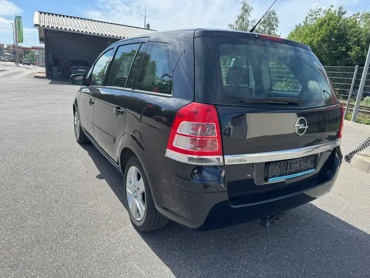 Gebraucht Opel Zafira Edition 110 PS (80 kW) 2009 Schwarz Van / Kleinbus