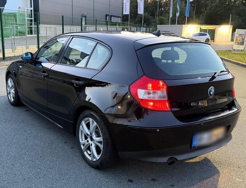 Schwarz Gebraucht 2007 BMW 116 Kleinwagen | 3.800 € (Etwas zu teuer) - Bild 1/4