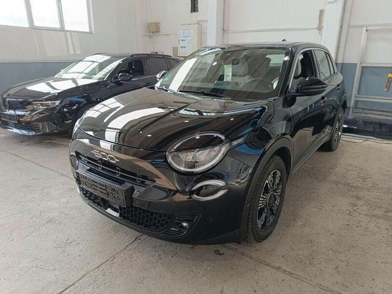 Gebraucht Fiat 600 101 PS (74 kW) 2025 Schwarz SUV