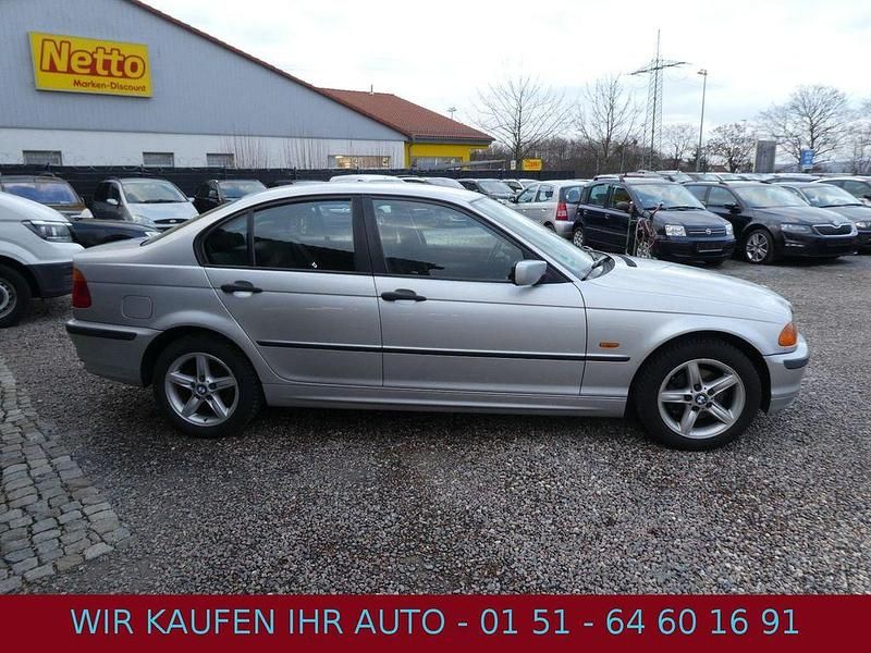 Gebraucht BMW 316 105 PS (77 kW) 1999 Silber Limousine
