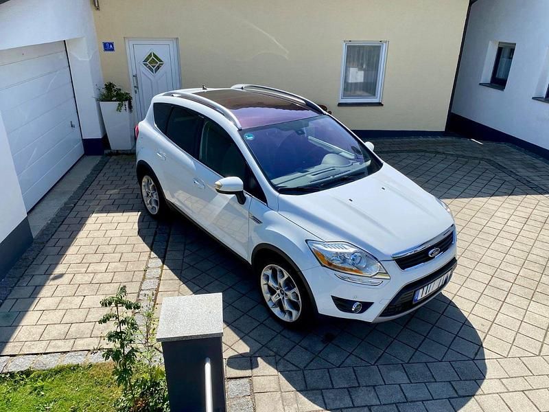 Weiß Gebraucht 2012 Ford Kuga S SUV | 5.700 € (Superpreis) - Bild 1/4