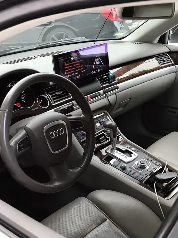 Gebraucht Audi A8 Ambiente 326 PS (239 kW) 2009 Schwarz Limousine