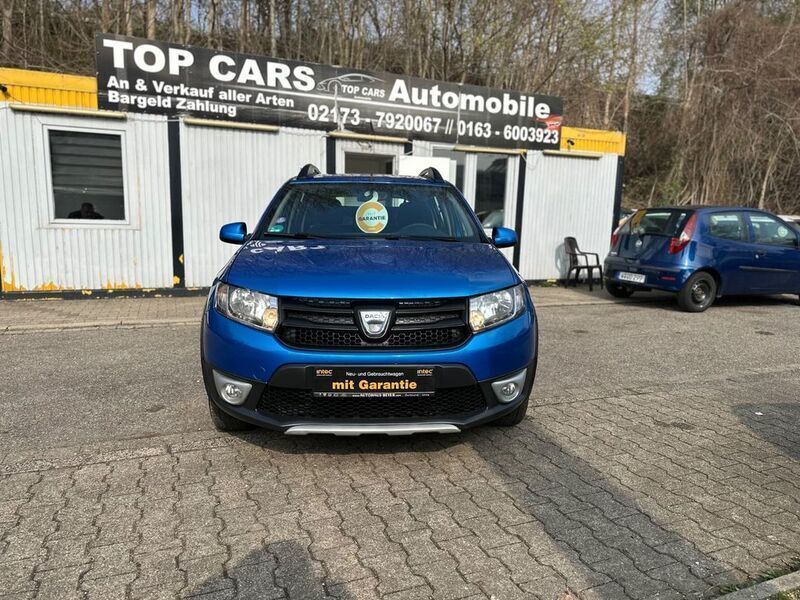 Blau Gebraucht 2014 Dacia Sandero Stepway Ambiance Kleinwagen | 5.999 € (Fairer Preis) - Bild 1/4