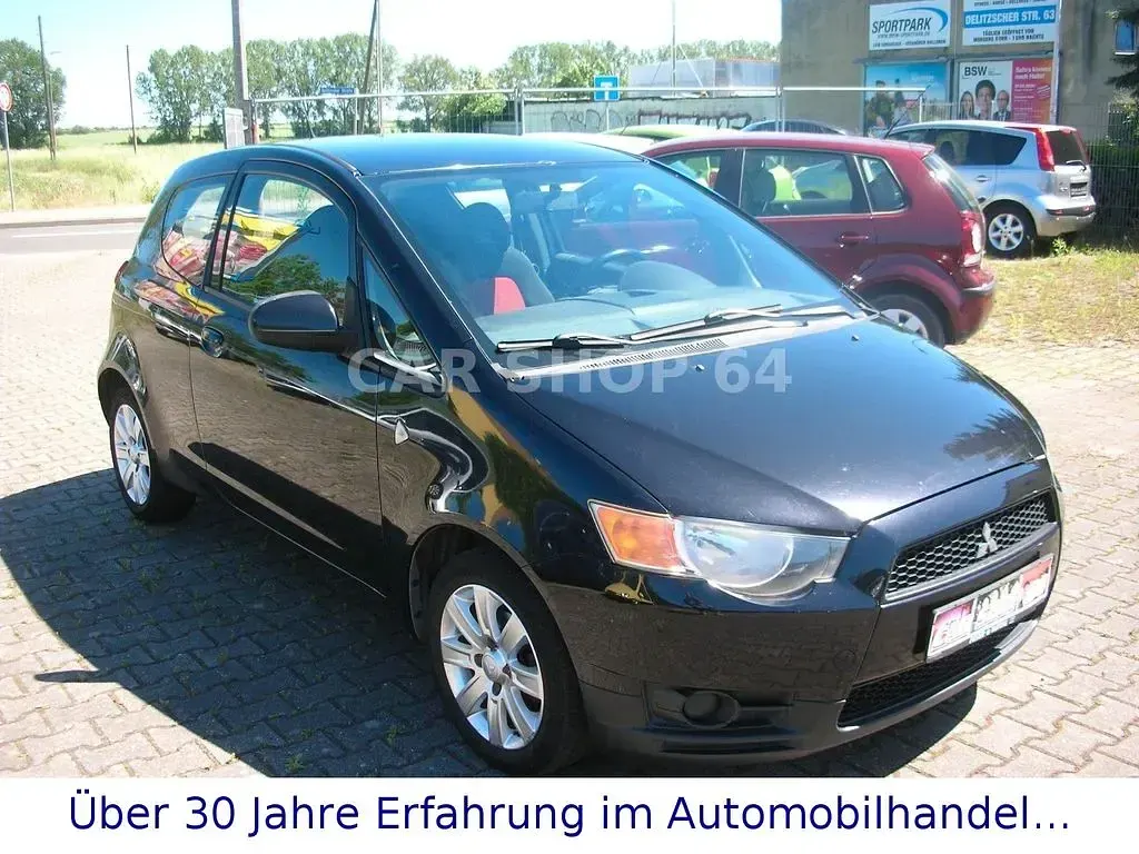 Gebraucht Mitsubishi Colt Inform 95 PS (69 kW) 2010 Schwarz Kleinwagen