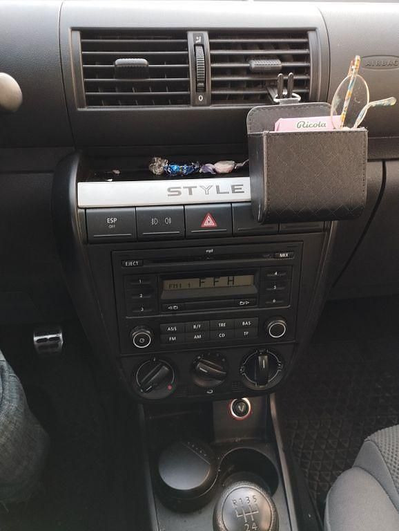 Gebraucht VW Fox Style 60 PS (44 kW) 2011 Silber Kleinwagen