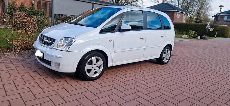 Second-hand Opel Meriva 125 CP (91 kW) 2004 Alb Monovolum
