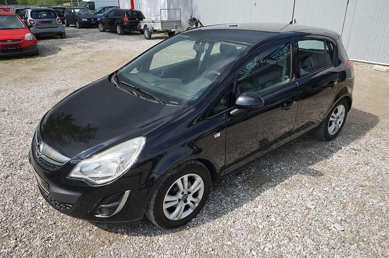 Gebraucht Opel Corsa Satellite 86 PS (63 kW) 2011 Schwarz Kleinwagen