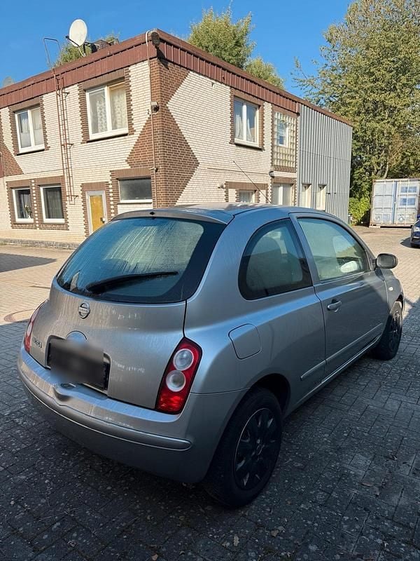 Silber Gebraucht 2005 Nissan Micra Kleinwagen | 999 € - Bild 1/4