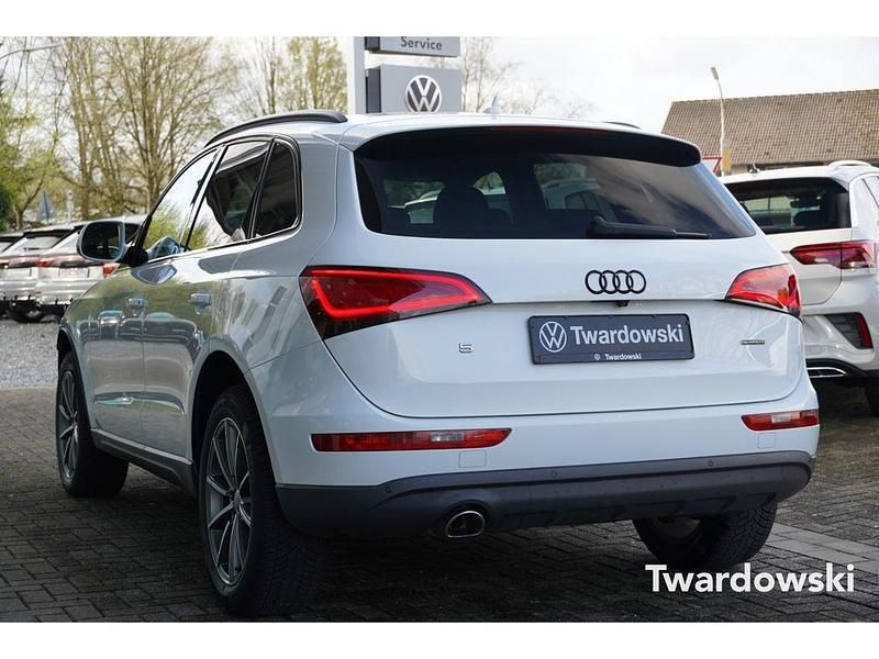 Gebraucht Audi Q5 Advanced 163 PS (119 kW) 2016 Weiss SUV