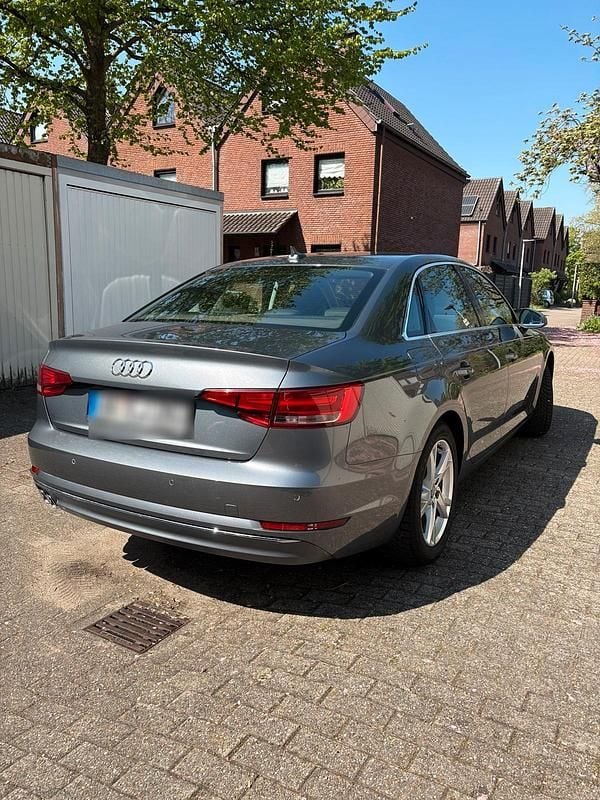 Second-hand Audi A4 217 CP (159 kW) 2016 Gri Berlinǎ