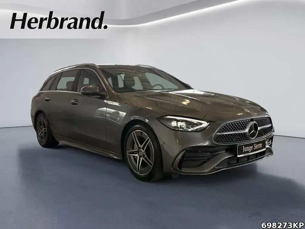 Gebraucht Mercedes C300 AMG 265 PS (194 kW) 2025 Metalliclack selenitgrau Kombi