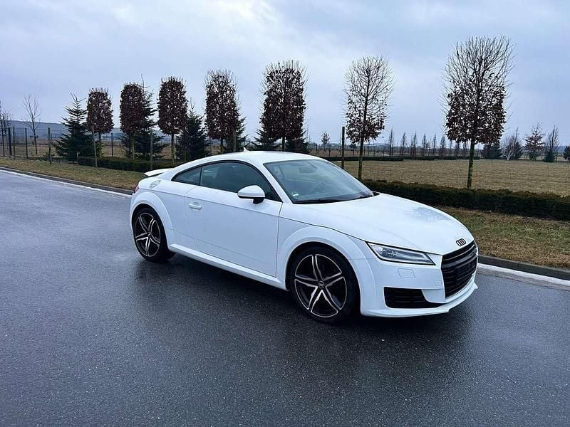 Gebraucht Audi TT 179 PS (131 kW) 2017 Weiß Coupé