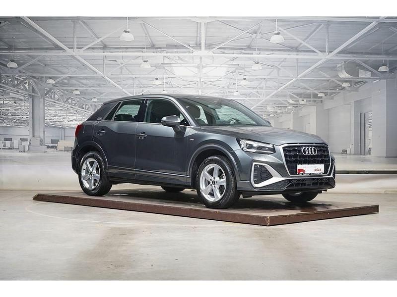 Gebraucht Audi Q2 S-Line 150 PS (110 kW) 2021 Grau SUV