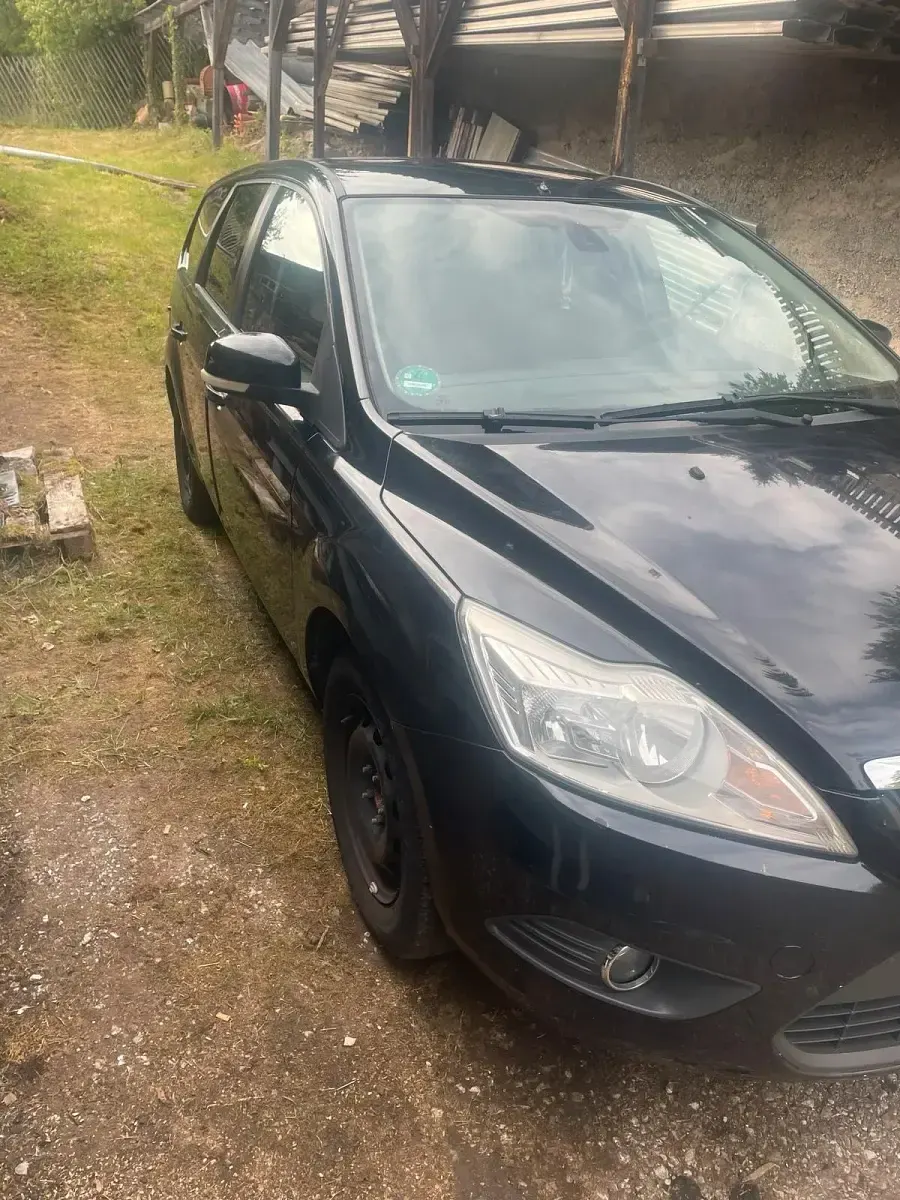 Gebraucht Ford Focus 125 PS (91 kW) 2008 Schwarz Limousine