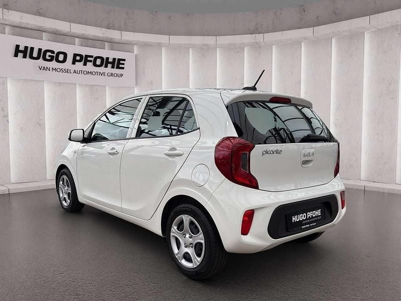 Gebraucht Kia Picanto Attract 67 PS (49 kW) 2022 Weiß Kleinwagen
