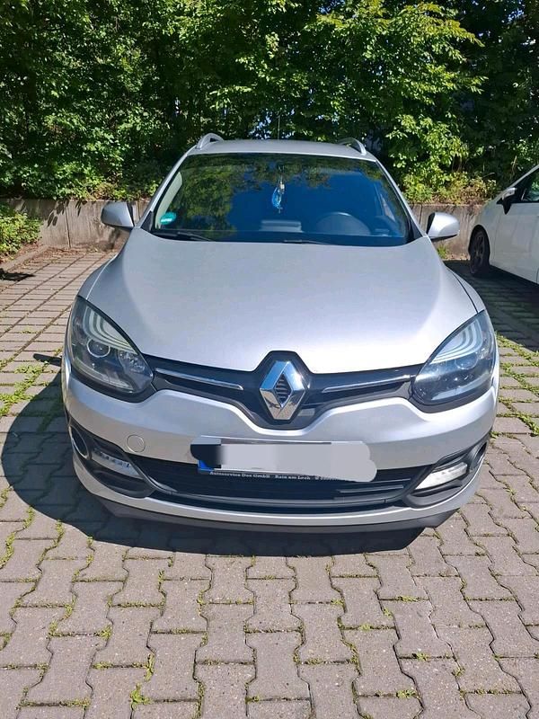 Grau Gebraucht 2014 Renault Mégane GrandTour Kombi | 3.750 € (Etwas zu teuer) - Bild 1/4