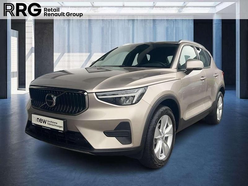Bright dusk / metallic Gebraucht 2024 Volvo XC40 Core SUV | 30.890 € (Guter Preis) - Bild 1/3