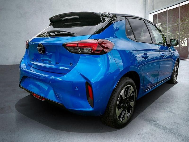 Usata Opel Corsa-e 100 kW (136 CV) 2025 Blu Utilitaria