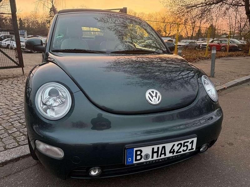 Gebraucht VW New Beetle Highline 116 PS (85 kW) 2004 Alaskagruen metallic Kleinwagen