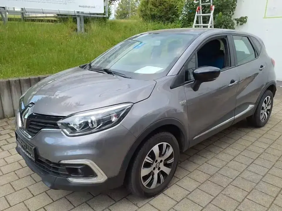 Gebraucht Renault Captur Experience 90 PS (66 kW) 2018 Grau SUV