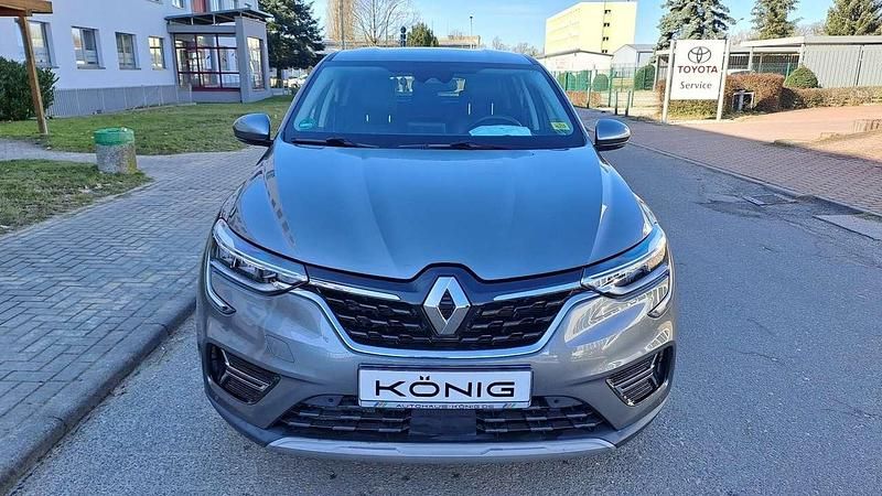 Gebraucht Renault Arkana Techno 140 PS (102 kW) 2023 Graphite grey metallic(grau) SUV