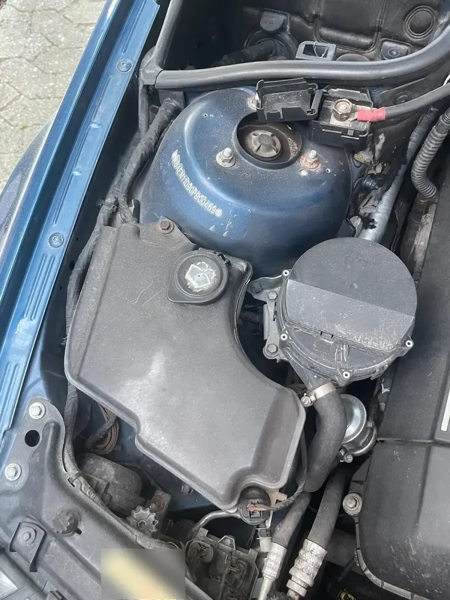 Second-hand BMW 320 170 CP (125 kW) 2001 Albastru Break