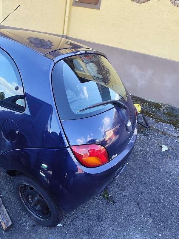 Gebraucht Ford Ka 60 PS (44 kW) 2002 Blau Kleinwagen