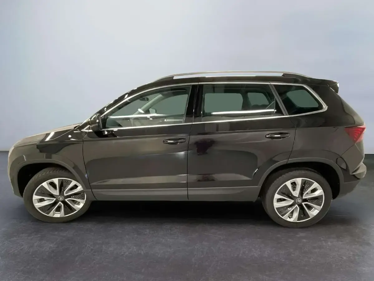 Neu Skoda Karoq Selection 150 PS (110 kW) 2026 M3  steel grey SUV
