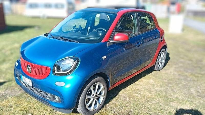 Gebraucht Smart ForFour Passion 90 PS (66 kW) 2017 Blau Kleinwagen