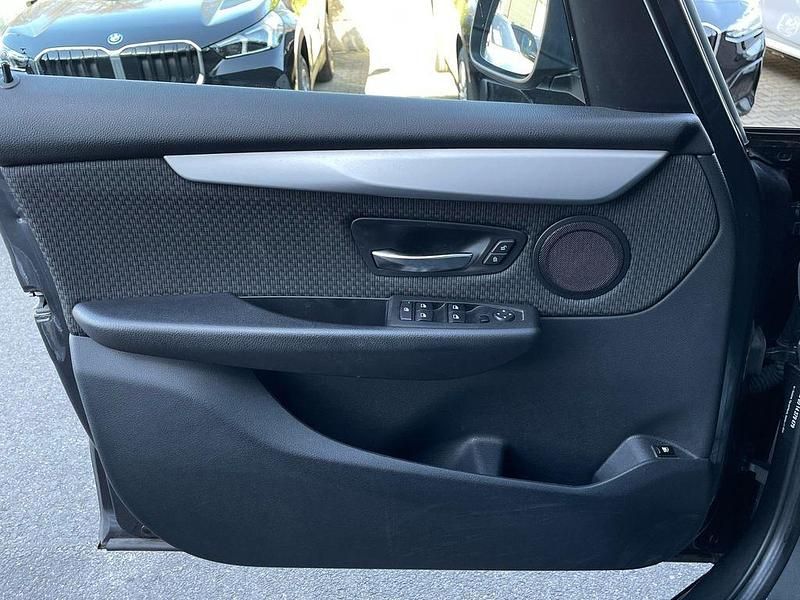 Gebraucht BMW 225 Advantage 224 PS (164 kW) 2017 Grau Van / Kleinbus
